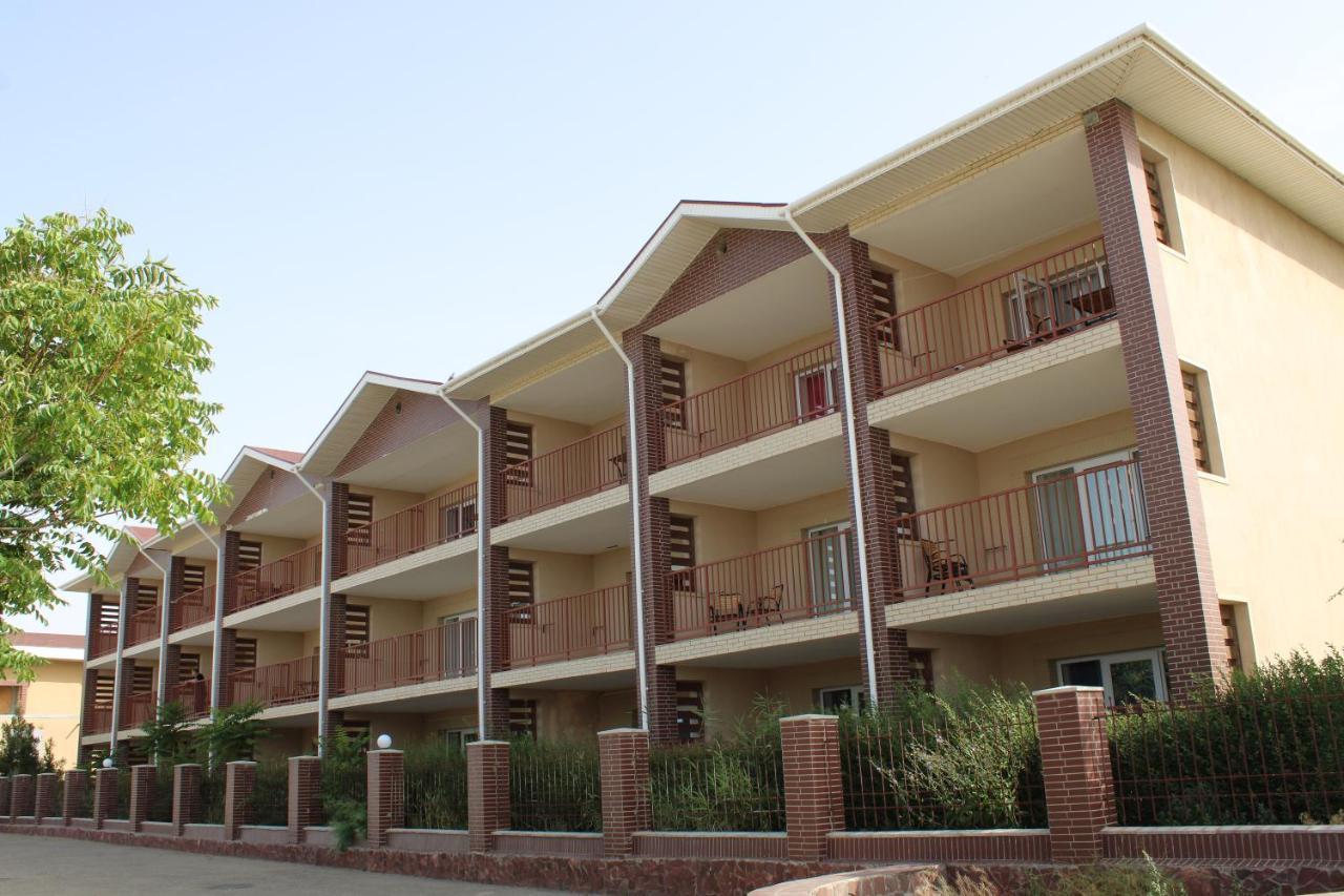 Guest House Dostar - Жағажай Үй Достар Aktau  Extérieur photo